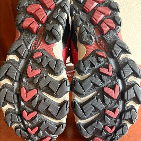 Women's Red Athletic Hiking Shoes - Picture 8 of 8